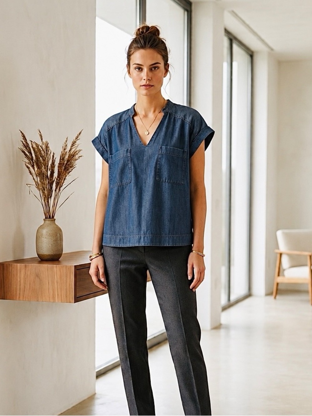 Zara Chambray V-Neck Short Sleeve Top Blouse in Denim Blue. Size XS